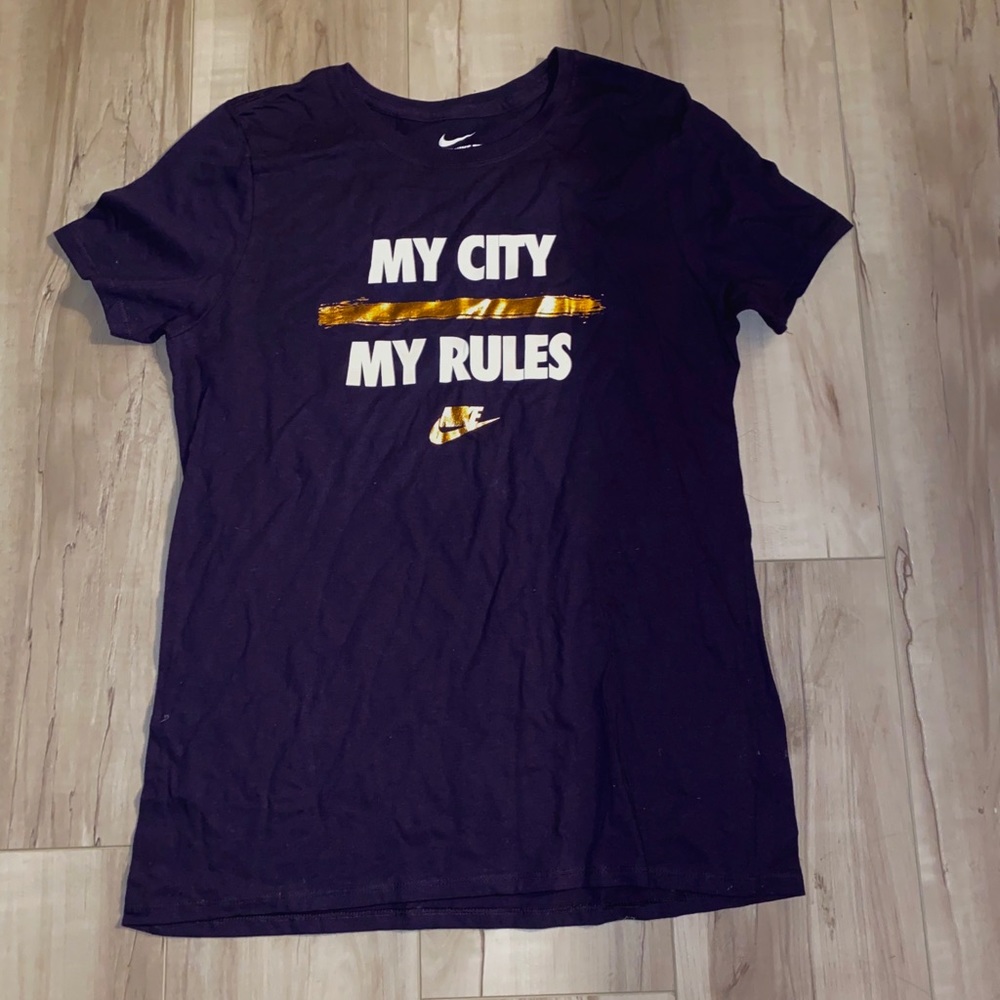 Nike T-shirt